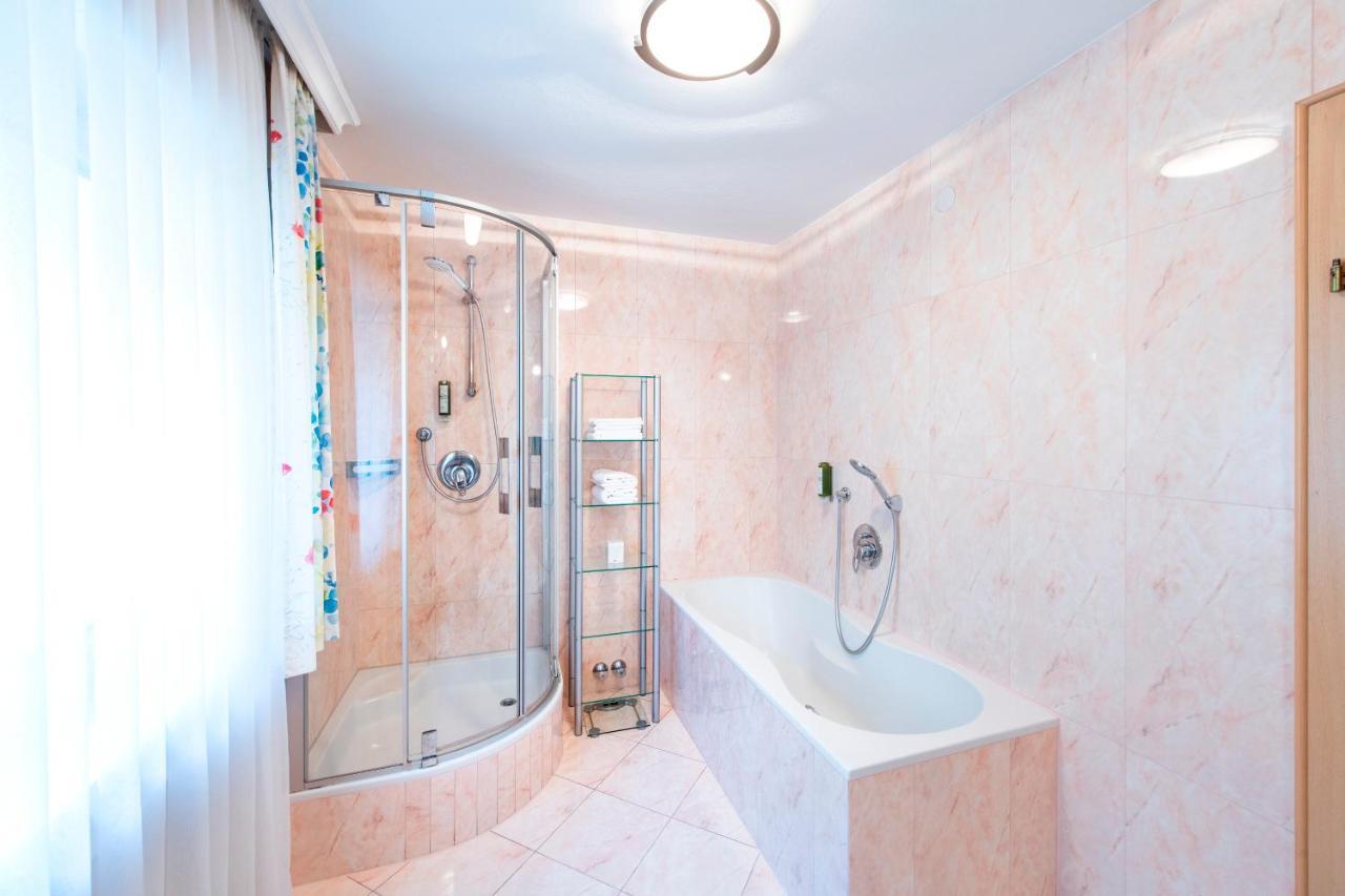 מאיירהופן Manni Home - Rooms & Apartments מראה חיצוני תמונה